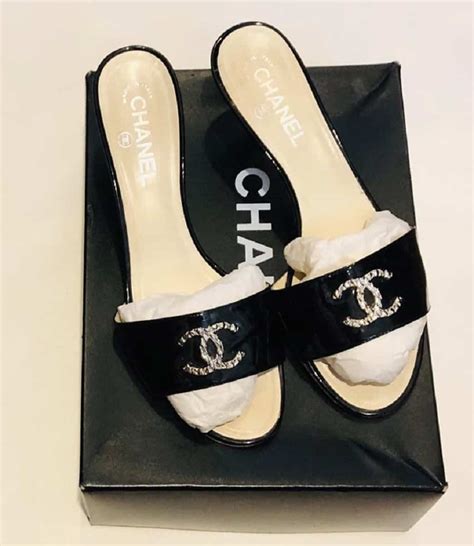 zara chanel vintage cc slides mules